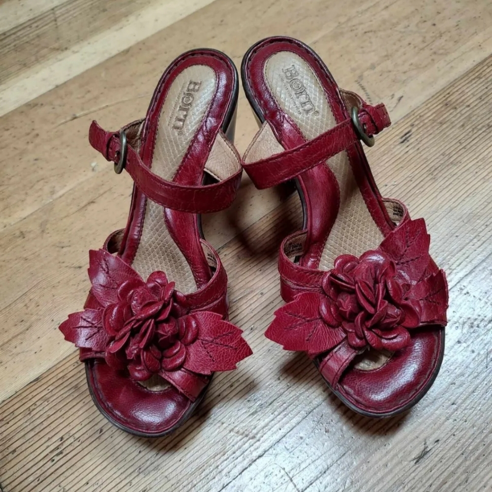 Born Leather Rose Heels